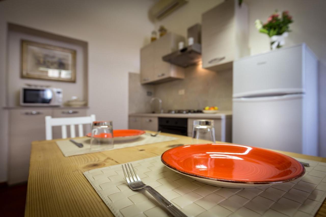 Classic Tuscany Apartments By Mmega Florenţa Exterior foto